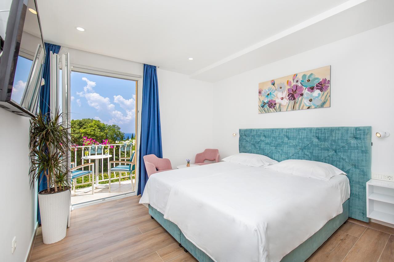 Boutique Flamingo Couette-café 4*